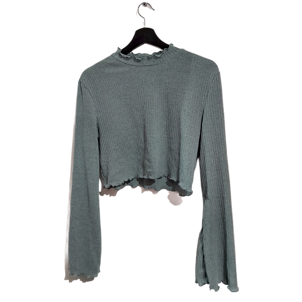 Green/blue shein long sleeve crop top